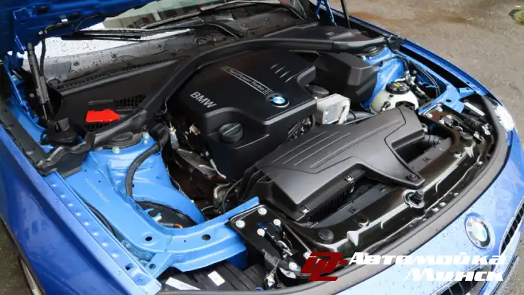 Для чего нужна мойка двигателя сверху