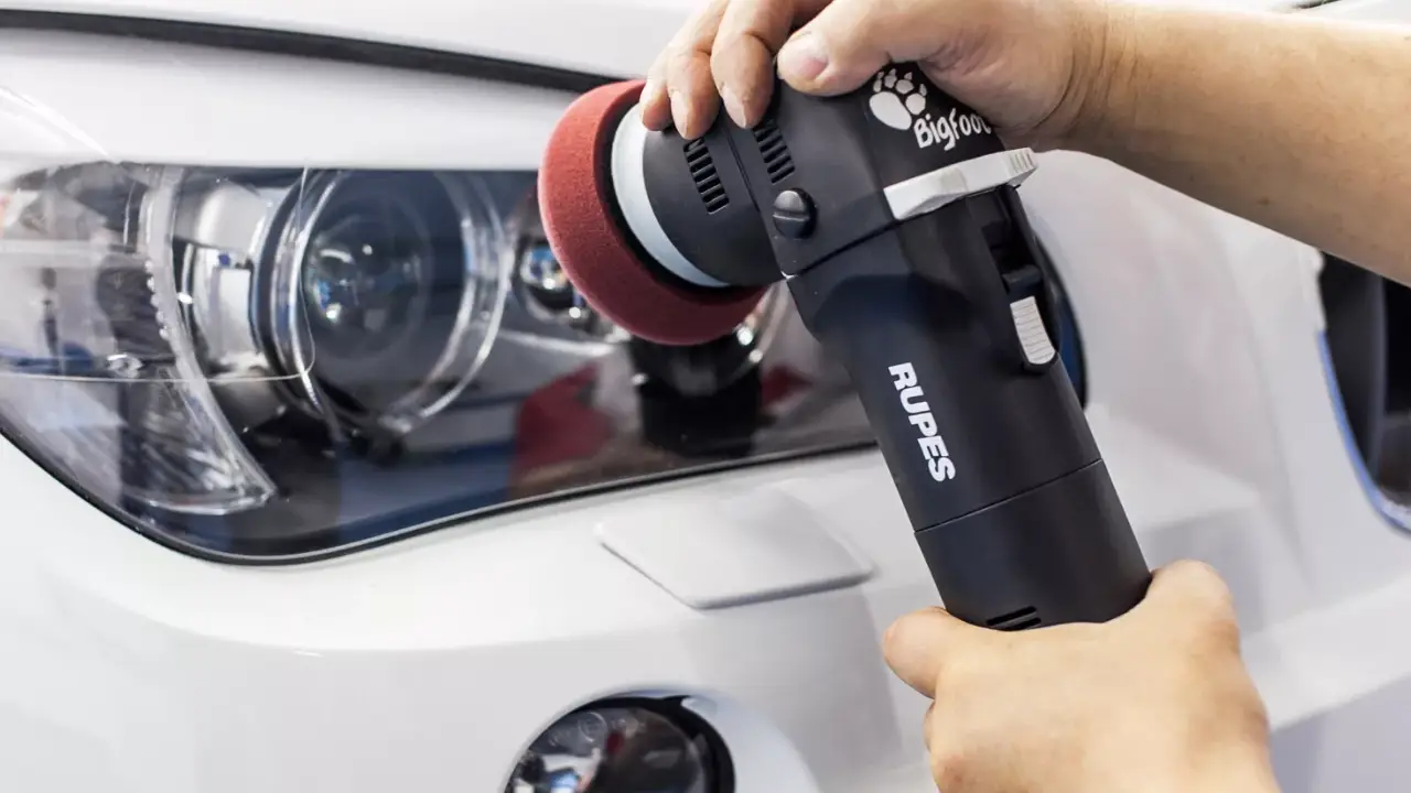 Зачем нужна полировка фар